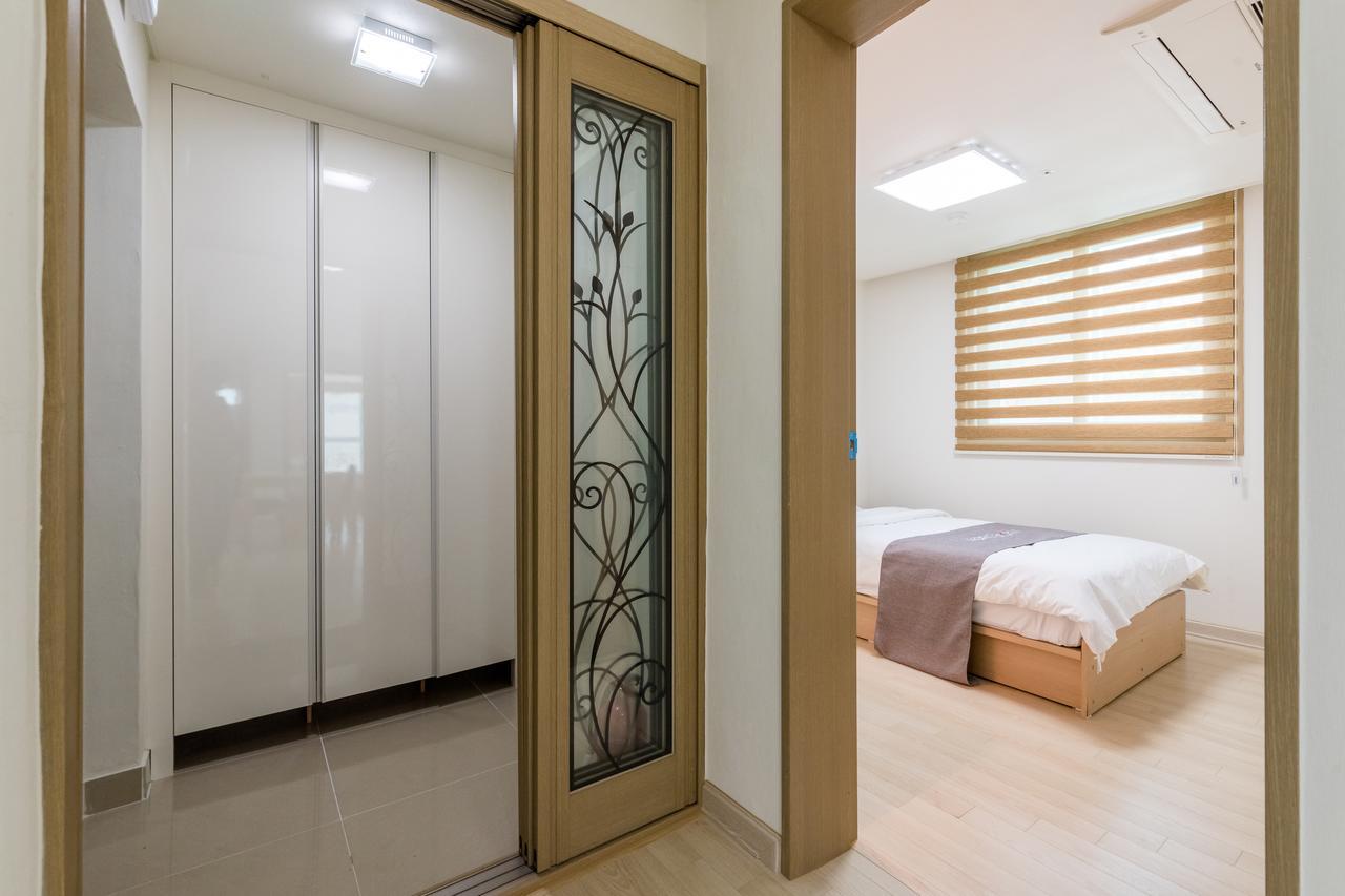 Home Fourest Residence Hotel Okpo Geoje Luaran gambar