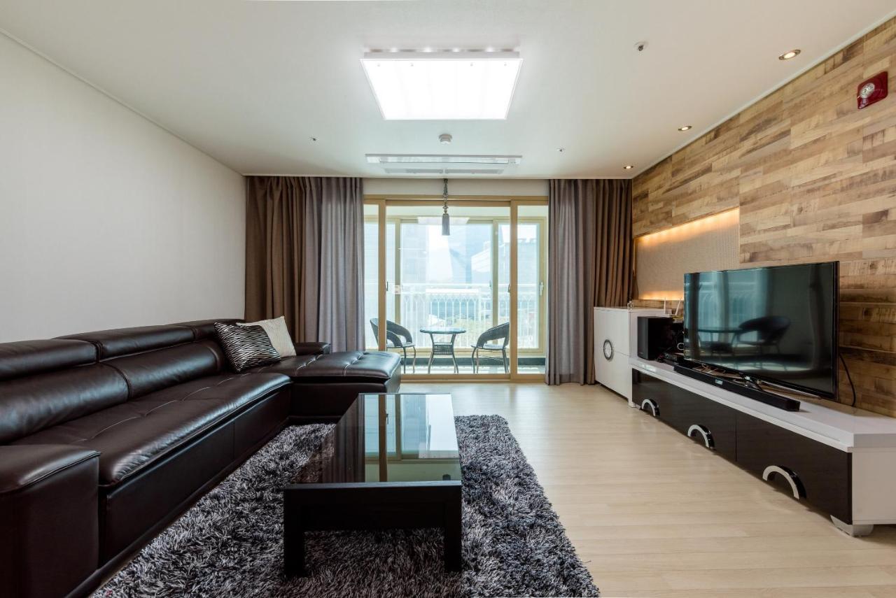 Home Fourest Residence Hotel Okpo Geoje Luaran gambar